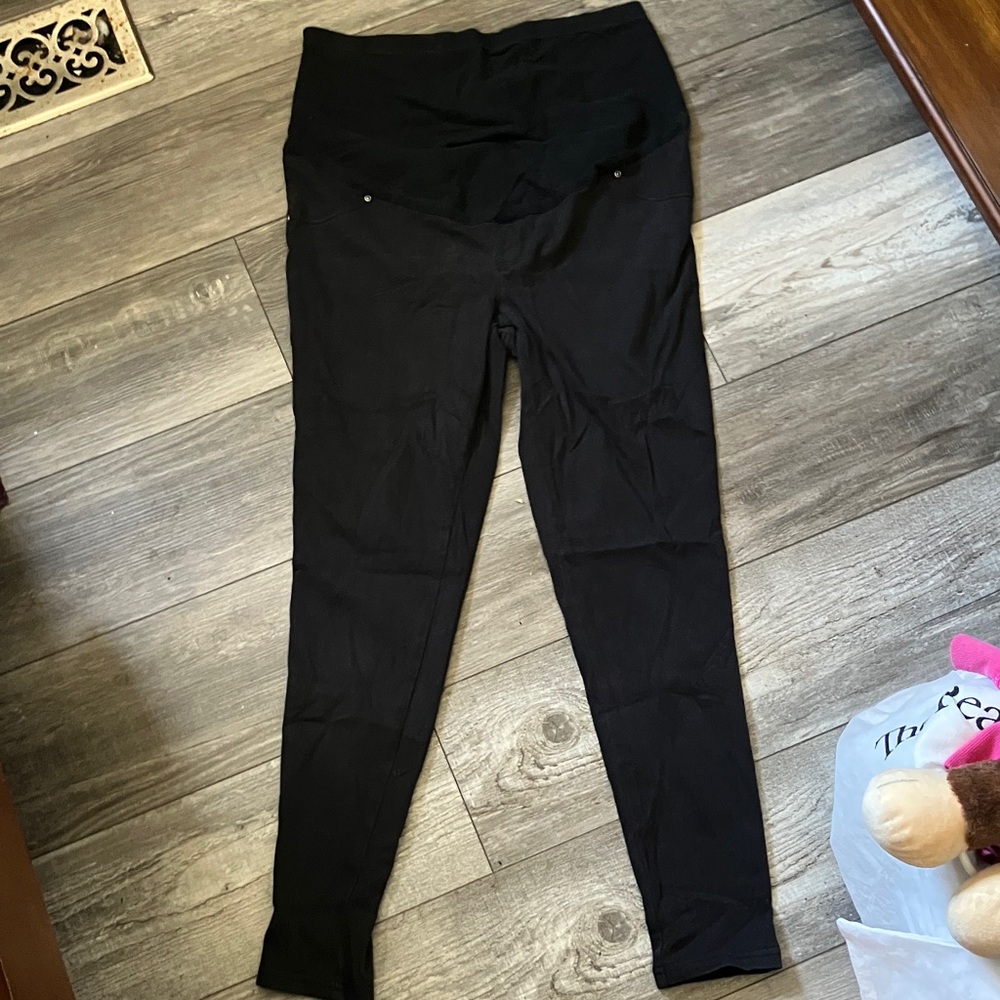 Time and Tru Black Maternity Leggings